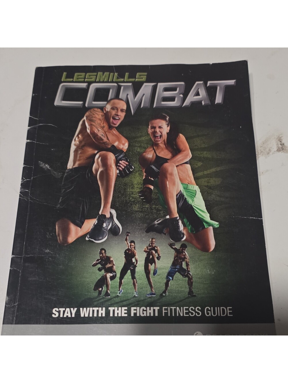 Les Mills LES MILLS COMBAT Stay With the Fight Fitness Guide Paperback English